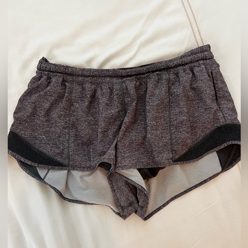 Lulu Lemon Hotty Hot shorts 2.5” low waist